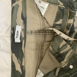 Kensie army mini skirt medium